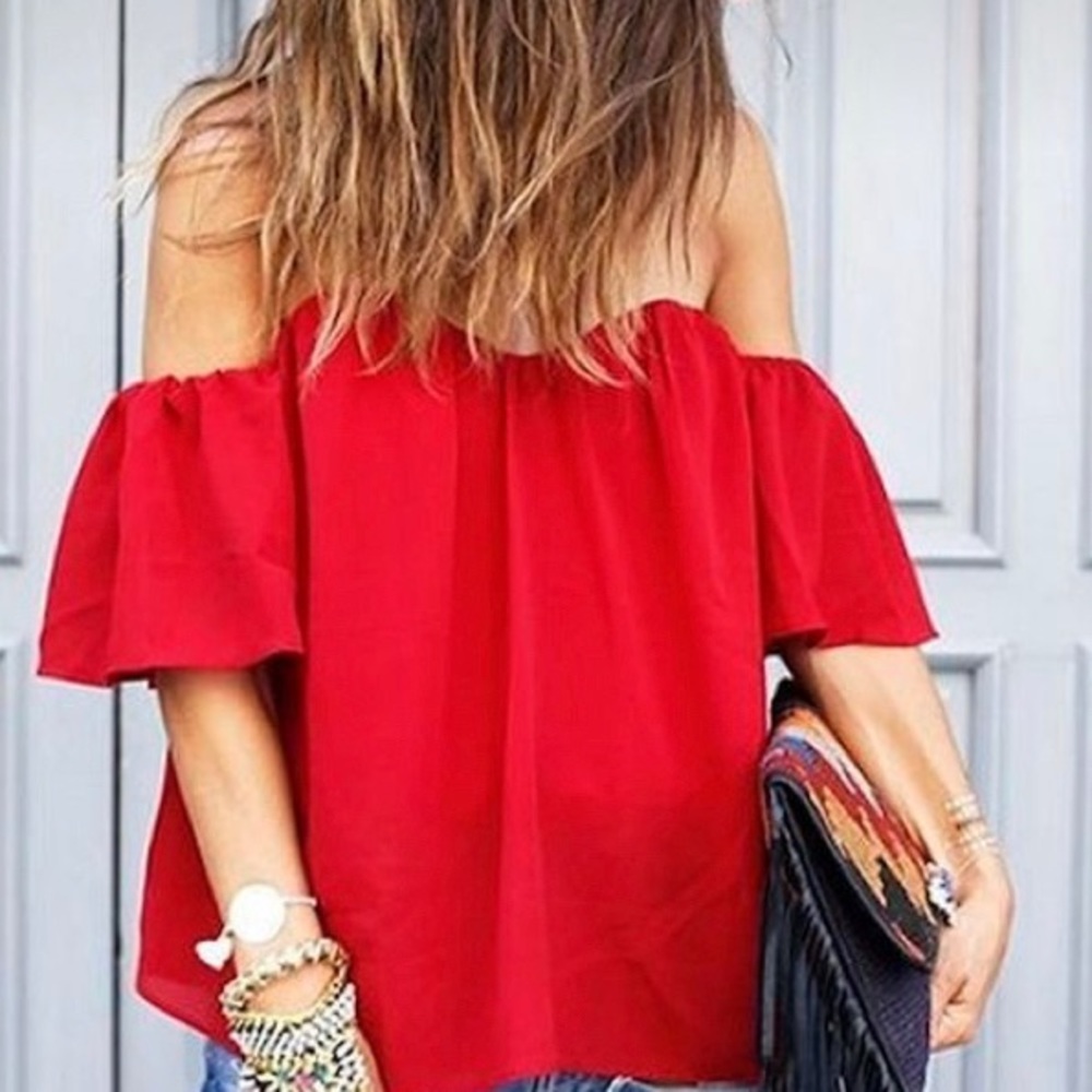 H&M off the shoulder red shirt